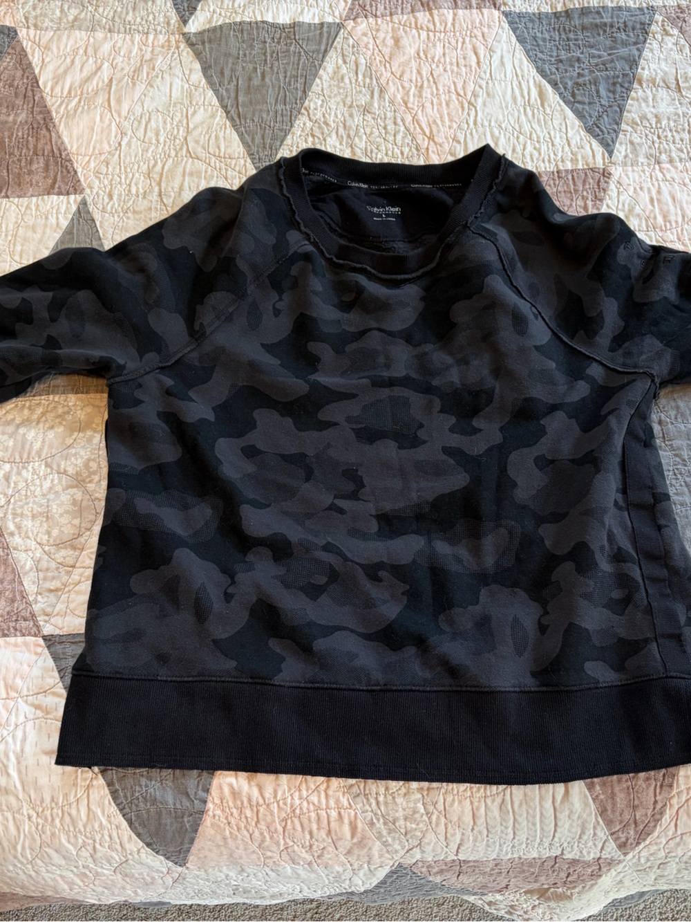 Calvin Klein Women’s Black Camo Sweatshirt